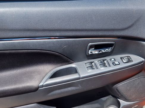 Used 2025 Mitsubishi Outlander Sport ES AWD/4WD image 19