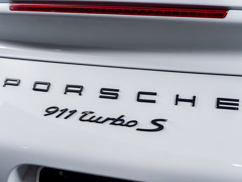 Used 2016 Porsche 911 Turbo S image 42