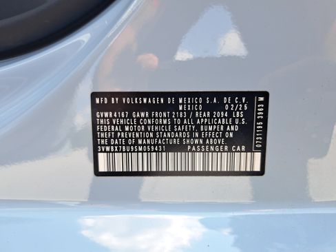 Certified 2025 Volkswagen Jetta Sport FWD image 35