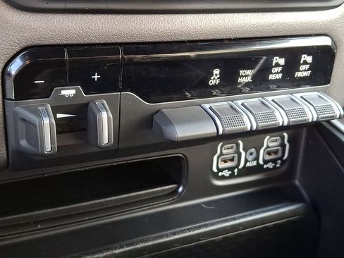 Used 2022 RAM 1500 Big Horn image 33