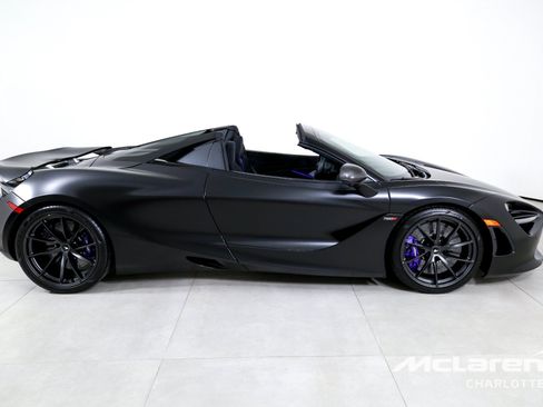 Used 2022 McLaren 720S Spider RWD image 11