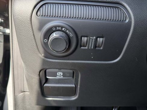 New 2026 Jeep Grand Wagoneer L 2WD image 28