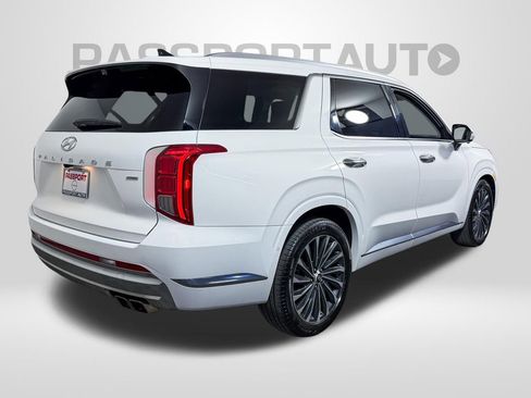 Used 2023 Hyundai Palisade Calligraphy AWD/4WD image 8