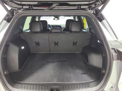 Used 2026 Chevrolet Equinox RS w/ LPO, Floor Liner Package AWD/4WD image 39