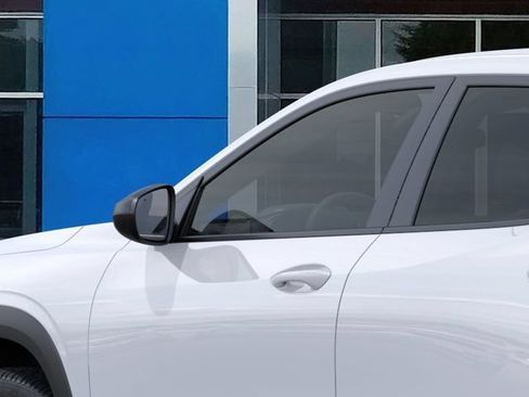 New 2026 Chevrolet Trax LS w/ Driver Confidence Package FWD image 12