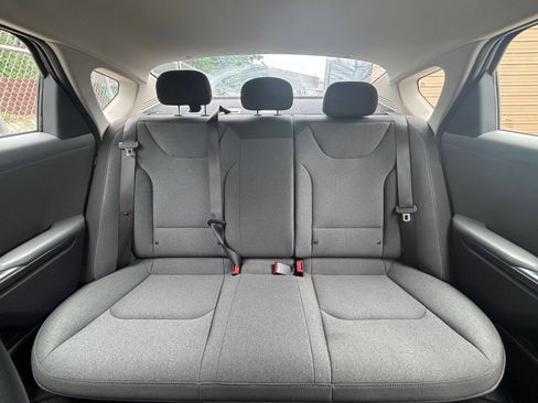 Used 2025 Kia K4 FWD image 35