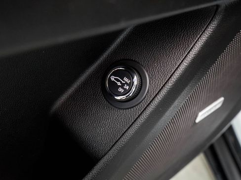 Used 2023 Chevrolet Traverse Premier w/ Redline Edition FWD image 47