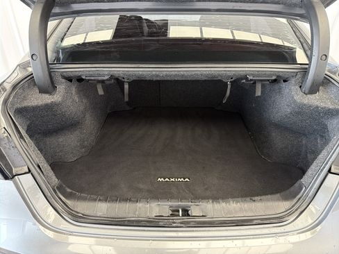 Used 2021 Nissan Maxima SR w/ Sport Mat Group FWD image 13