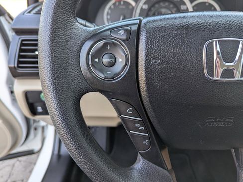 Used 2015 Honda Accord EX image 16