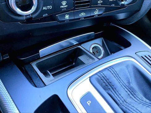 Used 2015 Audi A4 2.0T Premium Plus w/ Technology Package image 32