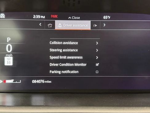 Used 2020 Land Rover Discovery Landmark AWD/4WD image 12