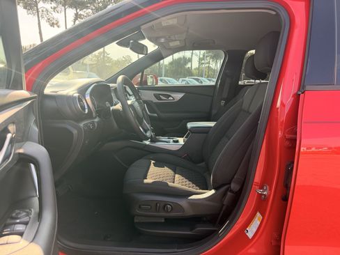 Used 2020 Chevrolet Blazer LT FWD image 14