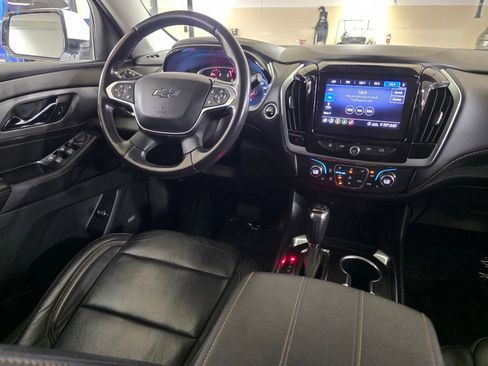 Used 2020 Chevrolet Traverse RS w/ LPO, Cargo Package FWD image 18