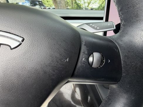 Used 2022 Tesla Model 3 Long Range AWD/4WD image 18