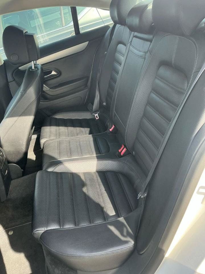 Used 2013 Volkswagen CC Sport FWD image 11