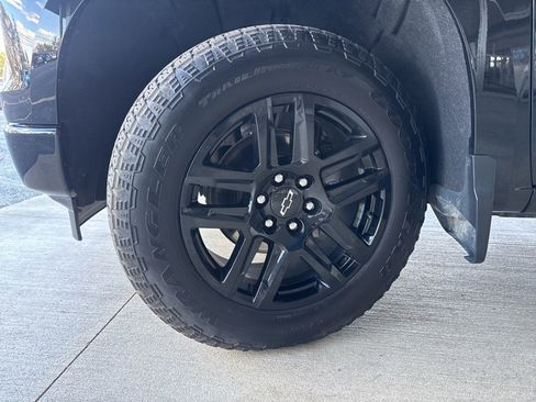 Used 2022 Chevrolet Silverado 1500 RST image 38