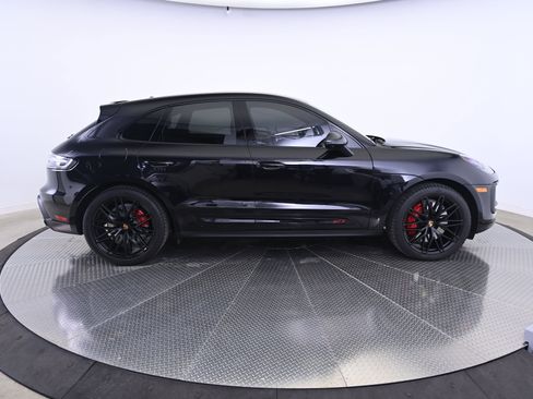 Used 2025 Porsche Macan GTS image 8