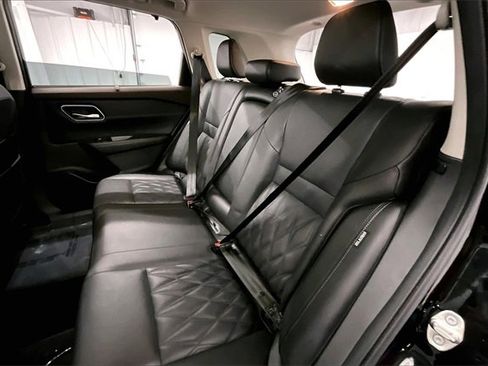 Used 2023 Nissan Rogue Platinum w/ Platinum Premium Package image 22