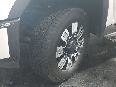 Used 2024 GMC Sierra 2500 Denali w/ Denali Reserve Package image 35