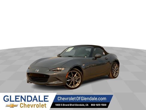 Used 2021 MAZDA MX-5 Miata Grand Touring RWD image 1