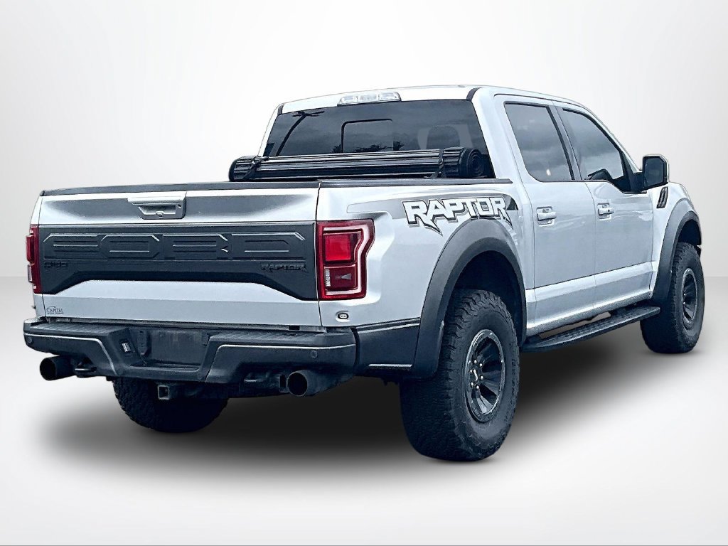 Used 2017 Ford F150 Raptor w/ Equipment Group 802A Luxury AWD/4WD image 2