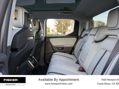 Used 2025 Rivian R1T Adventure image 17