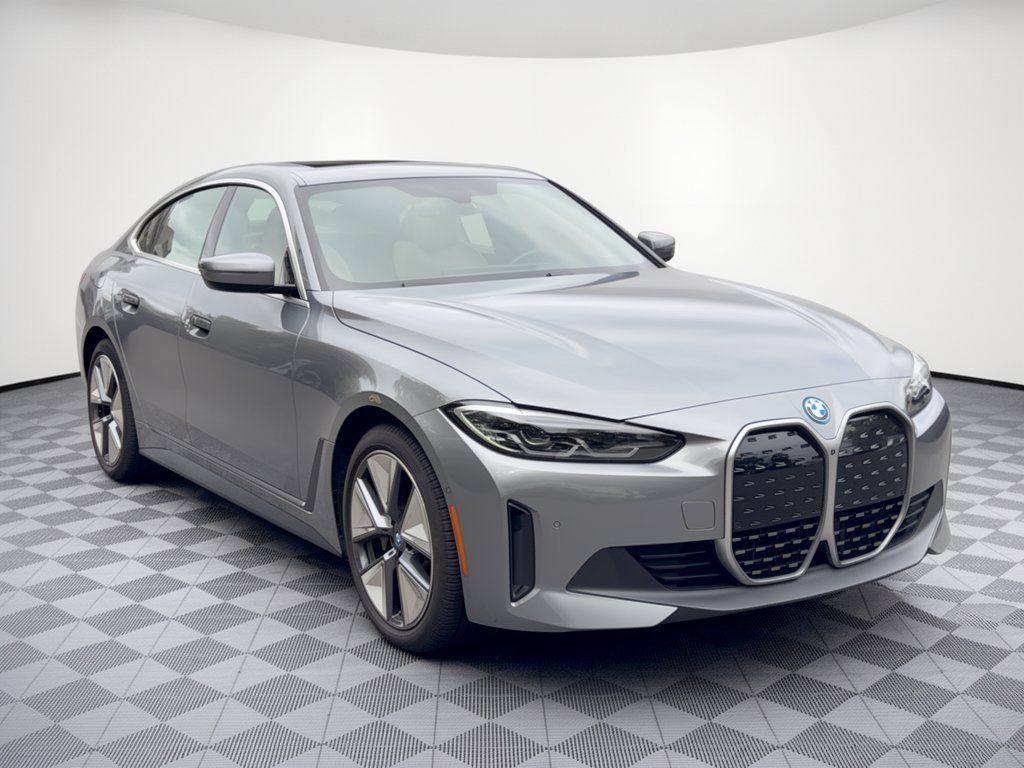 Used 2024 BMW i4 eDrive40 w/ Premium Package RWD image 7