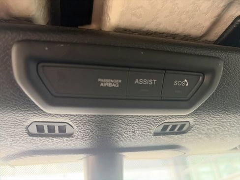 Used 2021 Jeep Wrangler Rubicon AWD/4WD image 19
