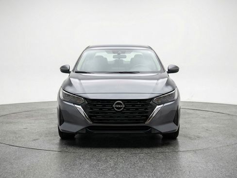 Used 2025 Nissan Sentra SV FWD image 2