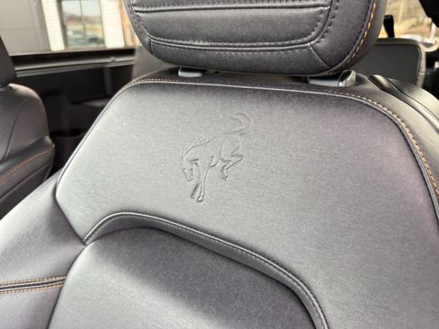 Used 2023 Ford Bronco Badlands image 28