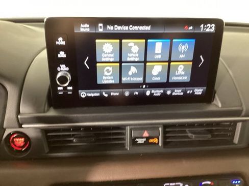 Used 2024 Honda Pilot Elite image 23