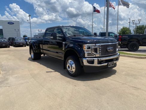 Used 2021 Ford F450 Lariat w/ Lariat Ultimate Package AWD/4WD image 8