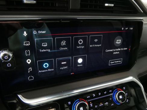 Used 2024 GMC Sierra 3500 Denali w/ Denali Reserve Package image 31