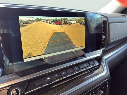 Used 2023 Chevrolet Silverado 1500 LT Trail Boss w/ Protection Package image 17