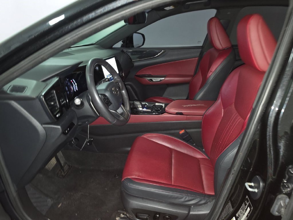 Used 2023 Lexus NX 250 FWD w/ Towing Package (2000 Lbs) image 5