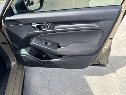 Certified 2025 Honda Civic Sport image 15