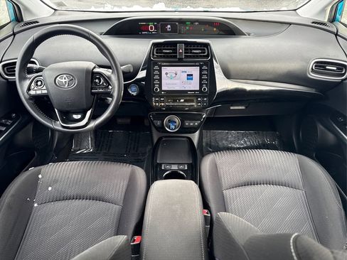 Used 2020 Toyota Prius Prime XLE image 19