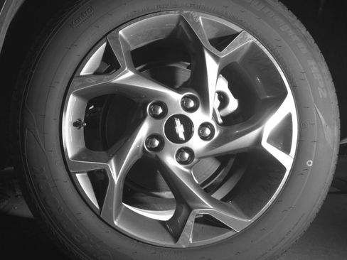 Used 2025 Chevrolet Trax LT FWD image 17