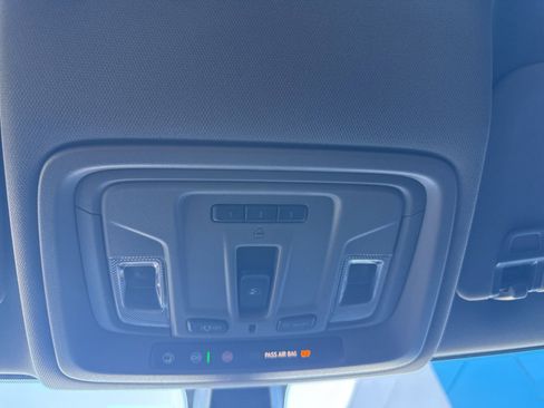 Used 2020 Chevrolet Silverado 1500 RST image 27