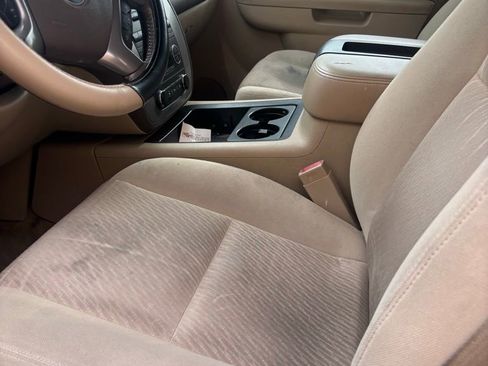 Used 2011 GMC Yukon XL SLE w/ Convenience Package image 11