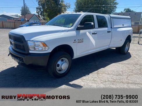 Used 2017 RAM 3500 Tradesman w/ Popular Equipment Group AWD/4WD image 3