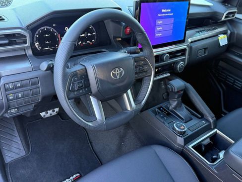 New 2025 Toyota Tacoma SR5 image 4