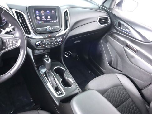 Used 2021 Chevrolet Equinox LT FWD image 32