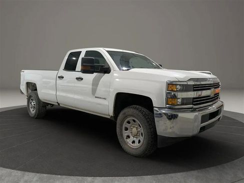 Used 2018 Chevrolet Silverado 2500 W/T w/ WT Convenience Package image 7