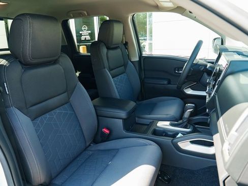 New 2025 Nissan Frontier SV w/ SV Convenience Package image 29