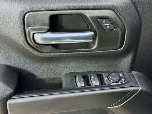 Used 2026 Chevrolet Silverado 1500 Custom w/ Turbomax Blackout Package image 18