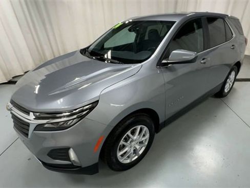 Used 2024 Chevrolet Equinox LT w/ LPO, Floor Liner Package image 4