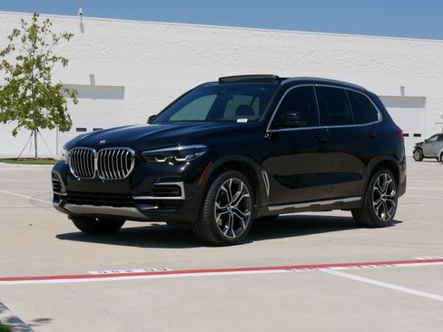 Used 2022 BMW X5 xDrive40i w/ Premium Package AWD/4WD image 5