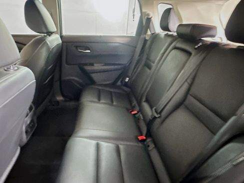 Used 2023 Nissan Rogue SL w/ SL Premium Package FWD image 28
