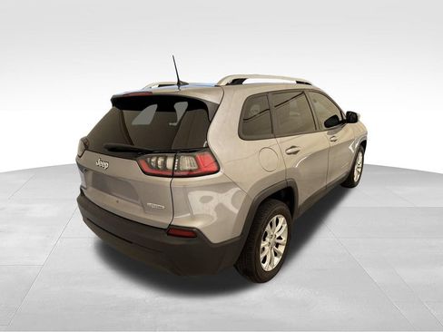 Used 2020 Jeep Cherokee Latitude FWD image 7